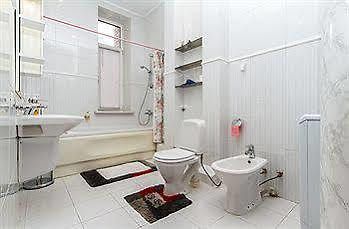 Uavoyage Business Apartments キエフ エクステリア 写真
